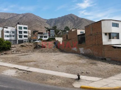 Terreno En Venta – La Molina-Doble Frente