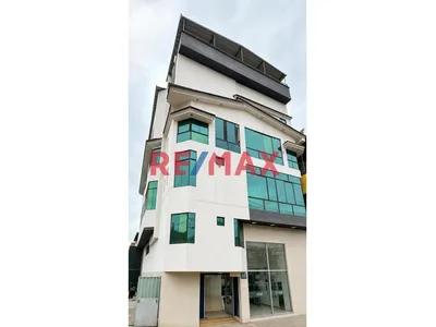 🏢 Alquiler De Bloque Comercial En Villa María Del Triunfo