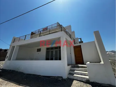 Exclusiva Casa De Playa En Venta . Playa Tortugas