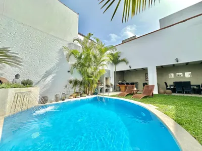 Alquiler de Casa en Santiago de Surco - Lima 5 Dormitorios 
