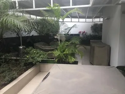 Venta de Departamento en Santiago de Surco - Lima 4 Dormitorios