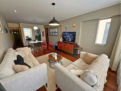 Exclusivo Departamento De 140 M² En 1.Er Piso: Espacio, Comodidad Y 2 Estacionamientos