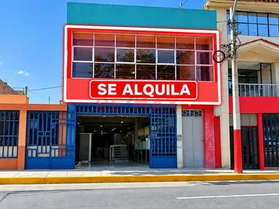 Local Comercial En Alquiler Mochumi Centro