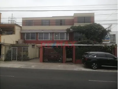 Alquiler Local Comercial Avenida El Polo $2,300.00