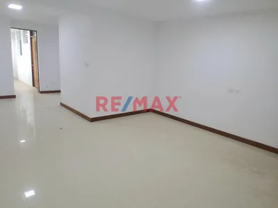 Departamento Mas Oficina 2Do Piso En Alquiler Urbanizacion Patazca Chiclayo