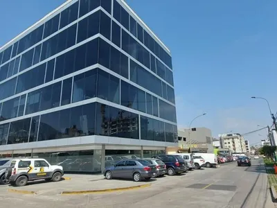Venta de Oficina en Santiago de Surco - Lima