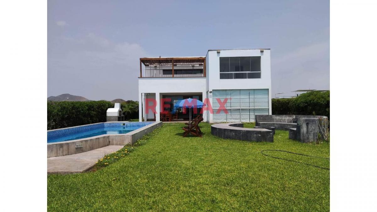 Venta de Casa en Asia - Cañete 7 Dormitorios 