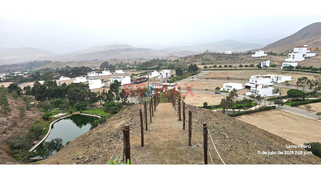 Se Vende Terreno En Condominio Exclusivo Nuevo Polo – San Antonio, Cañete 🌿☀️