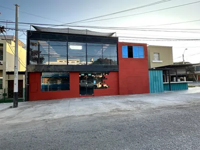 🏢 ¡Alquila Tu Éxito Aquí! Local Comercial En Esquina Estratégica – Ica 🚀