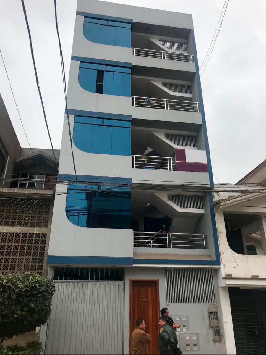 Venta de Departamento en Los Olivos - Lima 6 Dormitorios 