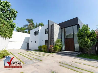Casa en venta · Rinconada Alta Etapa 1, La Molina · 550 m², 4 dorm.