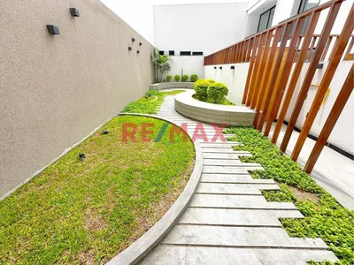 Dpto Con Patio En Miraflores | 142 M² | 2 Dorm | Cochera Doble | Áreas Comunes