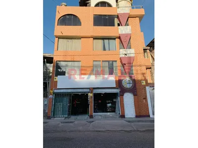 Propiedad De 4 Pisos Con Alto Potencial De Renta