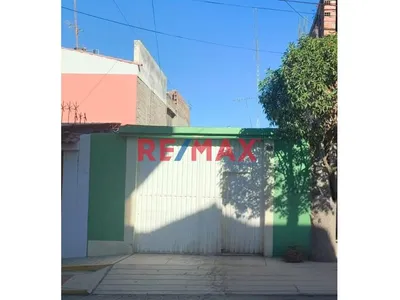 Vendo Amplio Terreno Cerca A La Comisaria De Zamacola