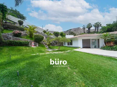 Venta de Casa en La Molina - Lima 4 Dormitorios 