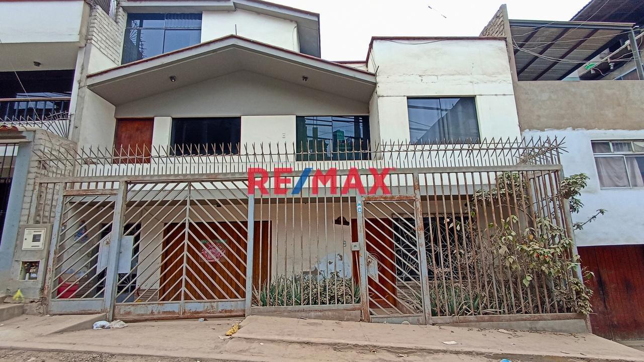 Venta De Casa Como Terreno En Villa Maria Del Triunfo