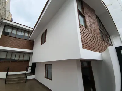 Alquiler de Casa en Victor Larco Herrera - Trujillo 5 Dormitorios 