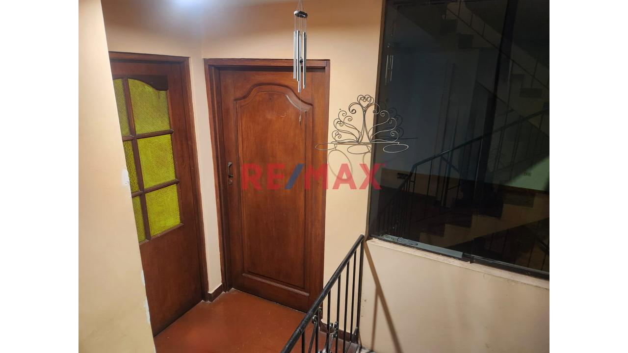 Amplio Departamento En Alquiler En Salamanca – Ate