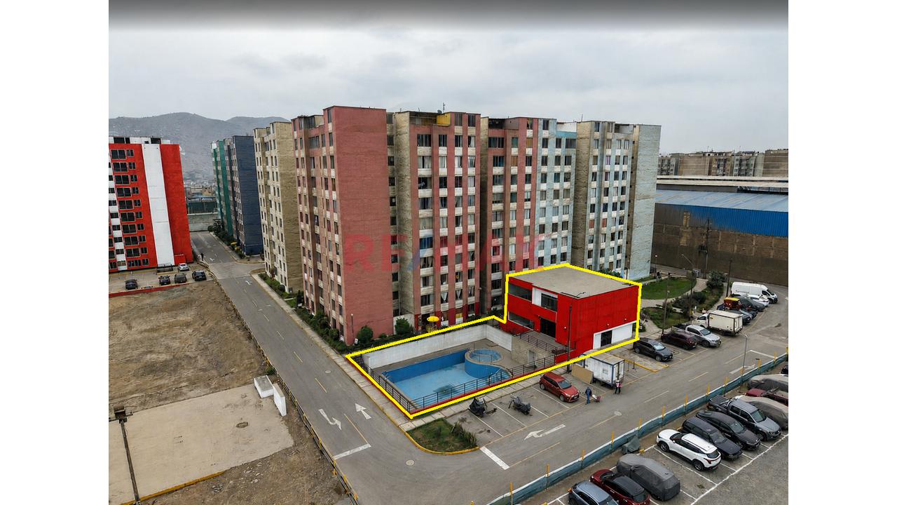 Vendo Exclusivo Local Comercial De 456 M² | Con Piscina En Ate