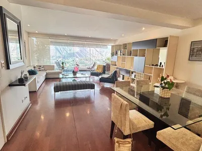 Departamento en venta · Jirón las Laderas 662, Santiago de Surco · 204 m², 3 dorm.
