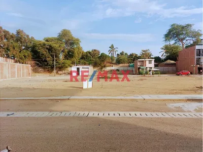 😮 Ocasión Lote En Venta 📐122 M² ( 8 X 14.85 ) 📮 Calle Las Poncianas Mz C15 Lote 21 Urb. Las Palmeras De Centenario Etapa 1