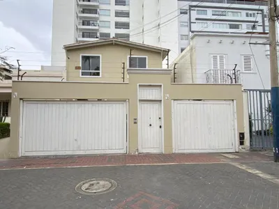 Venta de Casa en San Isidro - Lima 3 Dormitorios