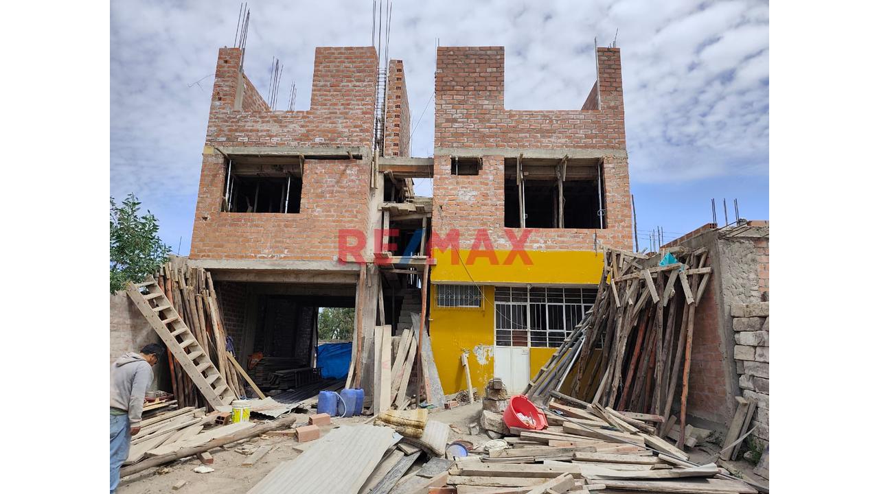 Vendo Proyecto En Casco Gris - Urb. Mercado Mayorista