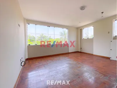 🏡 💼  Se Vende Casa Exclusiva Para Oficina | 6 Oficinas | 2 Cocheras