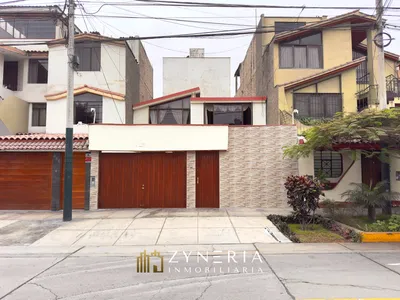 Venta de Casa frente al Parque Salvavidas cerca a Loma Amarilla | Surco
