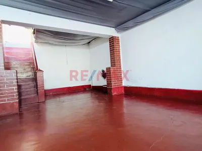 Ocasion Vendo Casa Como Terreno 97 M2 En San Juan De Lurigancho Antigua Av. Cantogrande Hh La Providencia