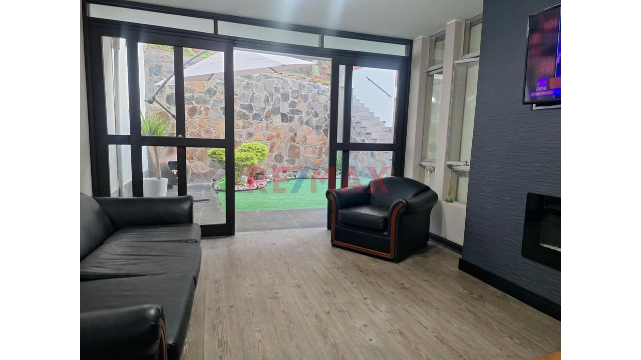 Dpto. Primer Piso Con Terraza - Praderas La Molina