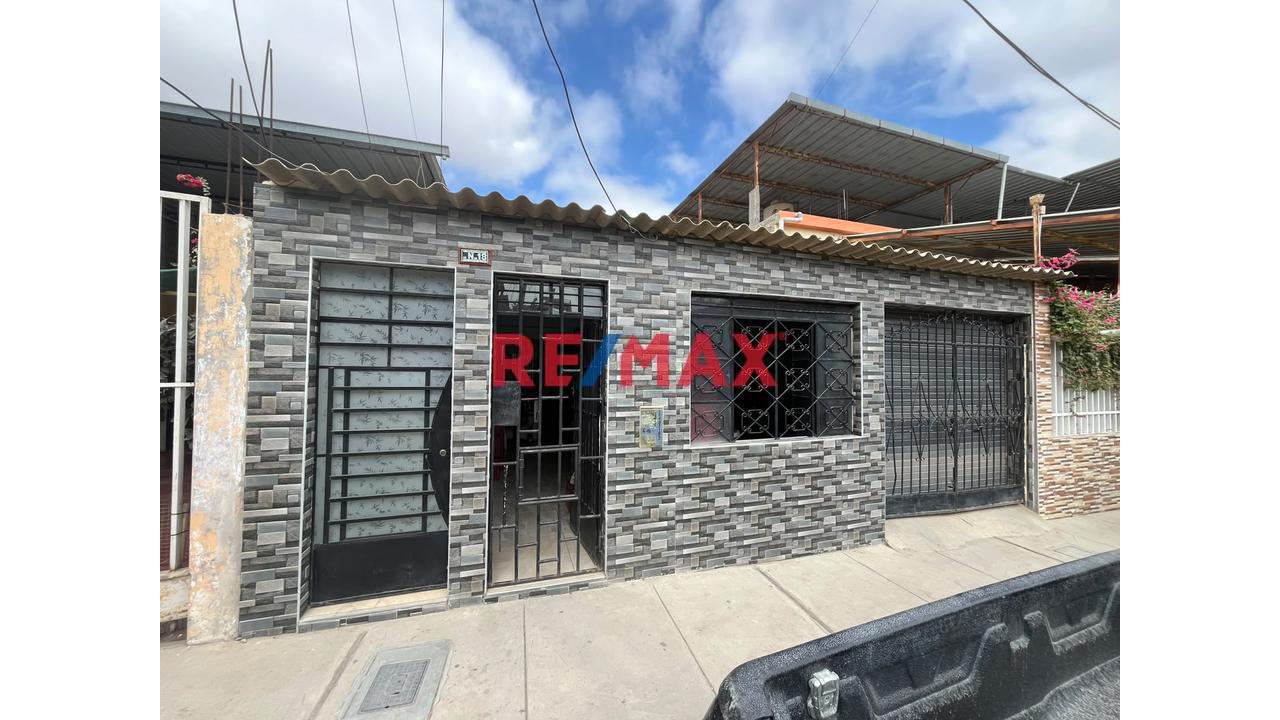 Venta De Amplia Casa En Urb Salaverry De Sullana