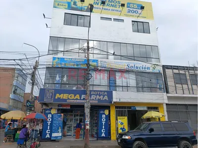 Local Comercial 1Er Piso Vista A La Av. Canta Callao Cerca A Carlos Izaguirre - San Martín De Porres