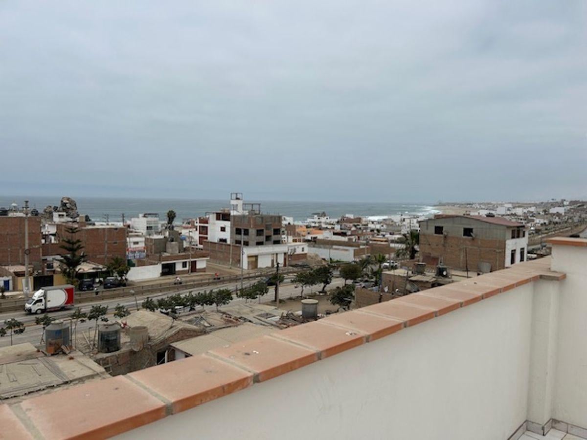 Venta de Casa de Playa en Punta Negra - Lima 3 Dormitorios 