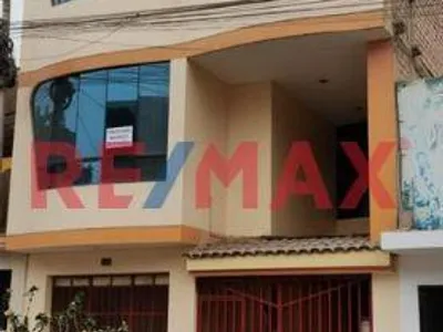 Venta de Casa en Puente Piedra - Lima 6 Dormitorios 