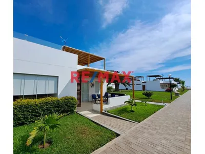 🌊 Oportunidad: Casa De Playa Remodelada - Condominio Playa Azul