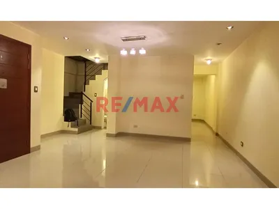 Alquiler De Departamanto Duplex En San Borja A 3 Cuadras De La Estacion Del Tren San Borja Sur