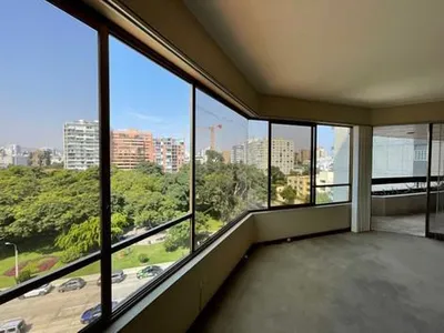 Venta de Departamento en San Isidro - Lima 3 Dormitorios