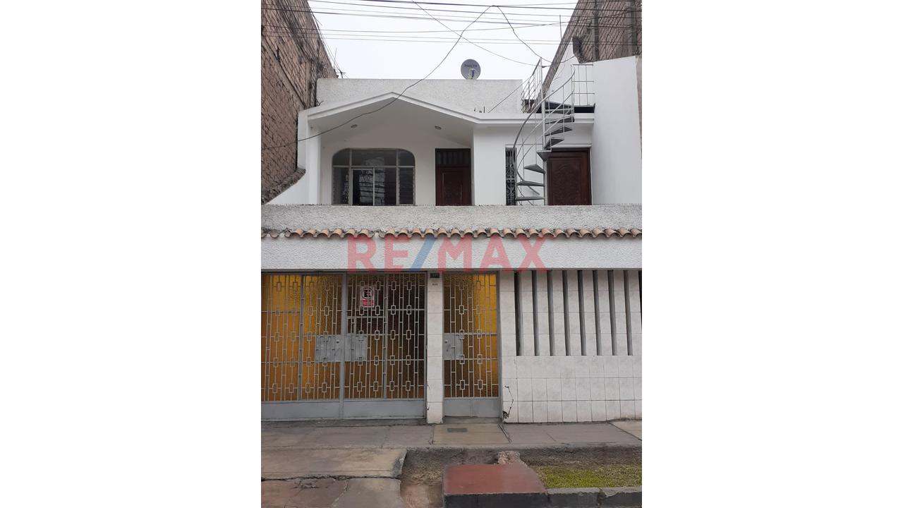 Se Alquila Departamento 2Do Piso Urb Palao Smp