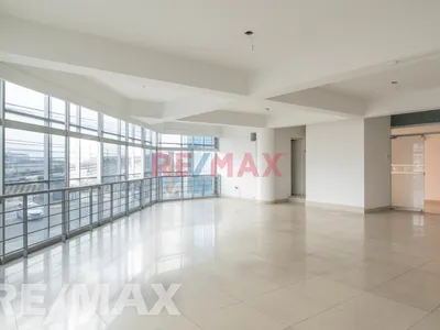 Alquiler De Oficina 99 M2 En Santa Anita