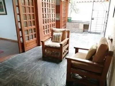 Venta de Casa en La Molina - Lima 7 Dormitorios