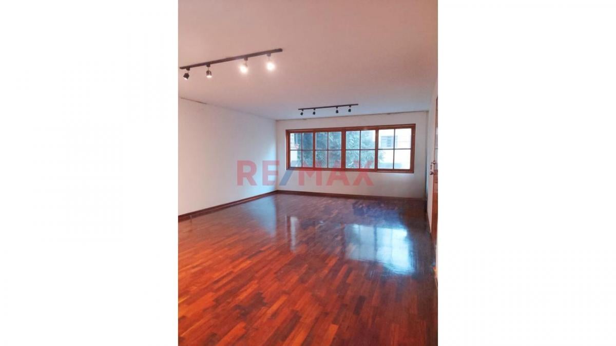 Venta de Departamento en Miraflores - Lima 4 Dormitorios 