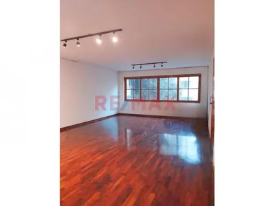 Venta de Departamento en Miraflores - Lima 4 Dormitorios