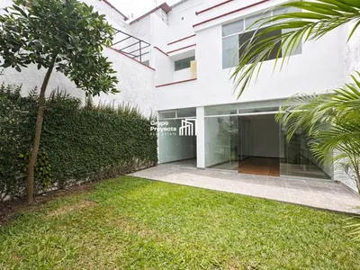 Alquiler de Casa en - Lima 4 Dormitorios 