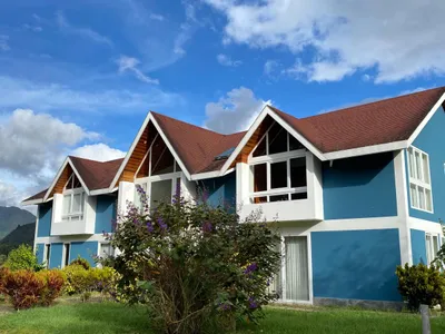 Venta de Casa de Campo en Chontabamba - Oxapampa 6 Dormitorios 