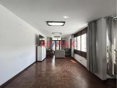 Venta Departamento 2 Piso Urb El Sol Calle Garcilazo De La Vega