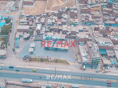 ¡Oportunidad Única! Venta De Terreno Comercial Ubicado Estrategicamente En Esquina En Plena Av. Néstor Gambeta  De 4400 M2