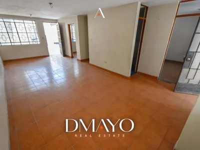 Venta de Casa en Ate - Lima 5 Dormitorios 