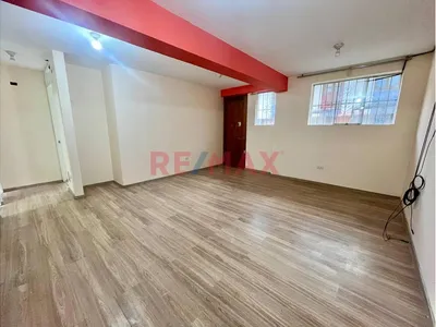 Departamento En Alquiler En Amadeo Repetto – Entrada Directa Desde La Calle