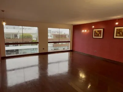 Venta de Departamento en San Isidro - Lima 4 Dormitorios